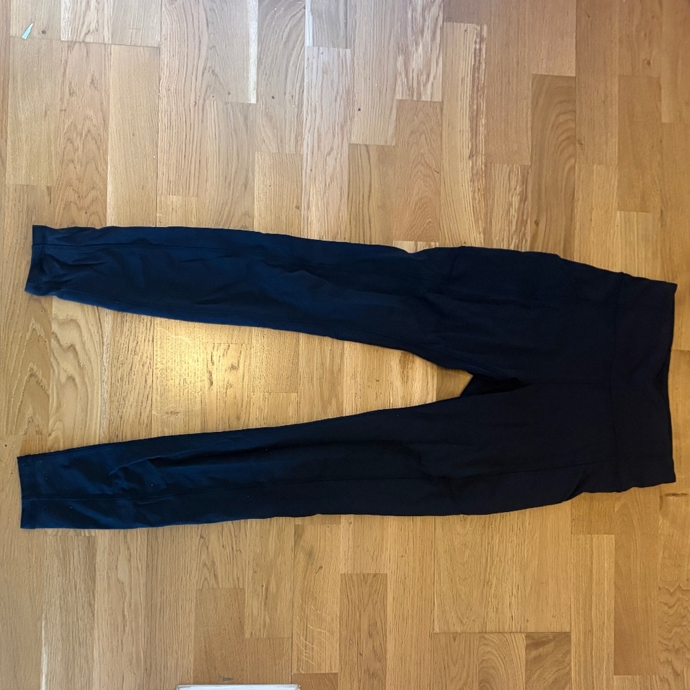 Lululemon Invigorate High-Rise Tight 28" - size 4